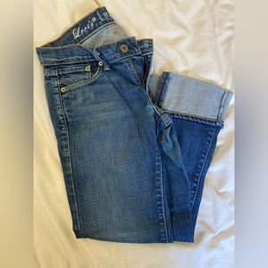 Levis Capri Style Size 26
